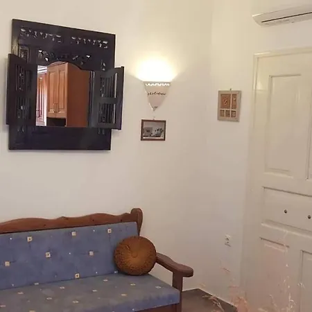 بيت للعطل Lourantianika House