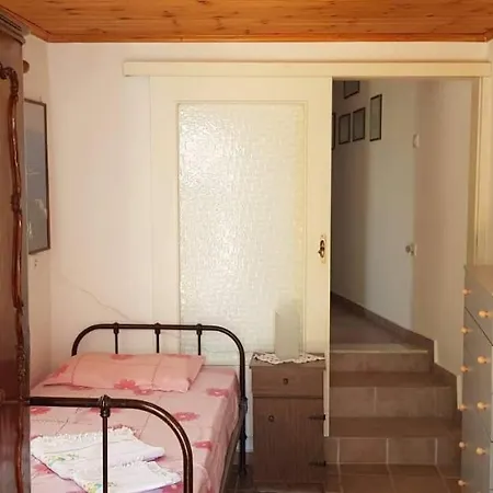 Lourantianika House * Livadi (Kythira)