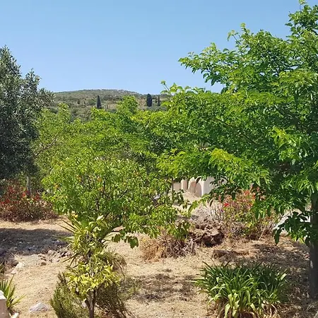 بيت للعطل Lourantianika House *